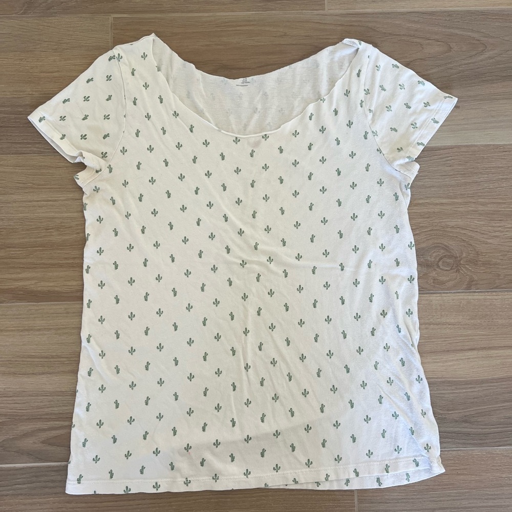 White and Green Patterned Women's Top
